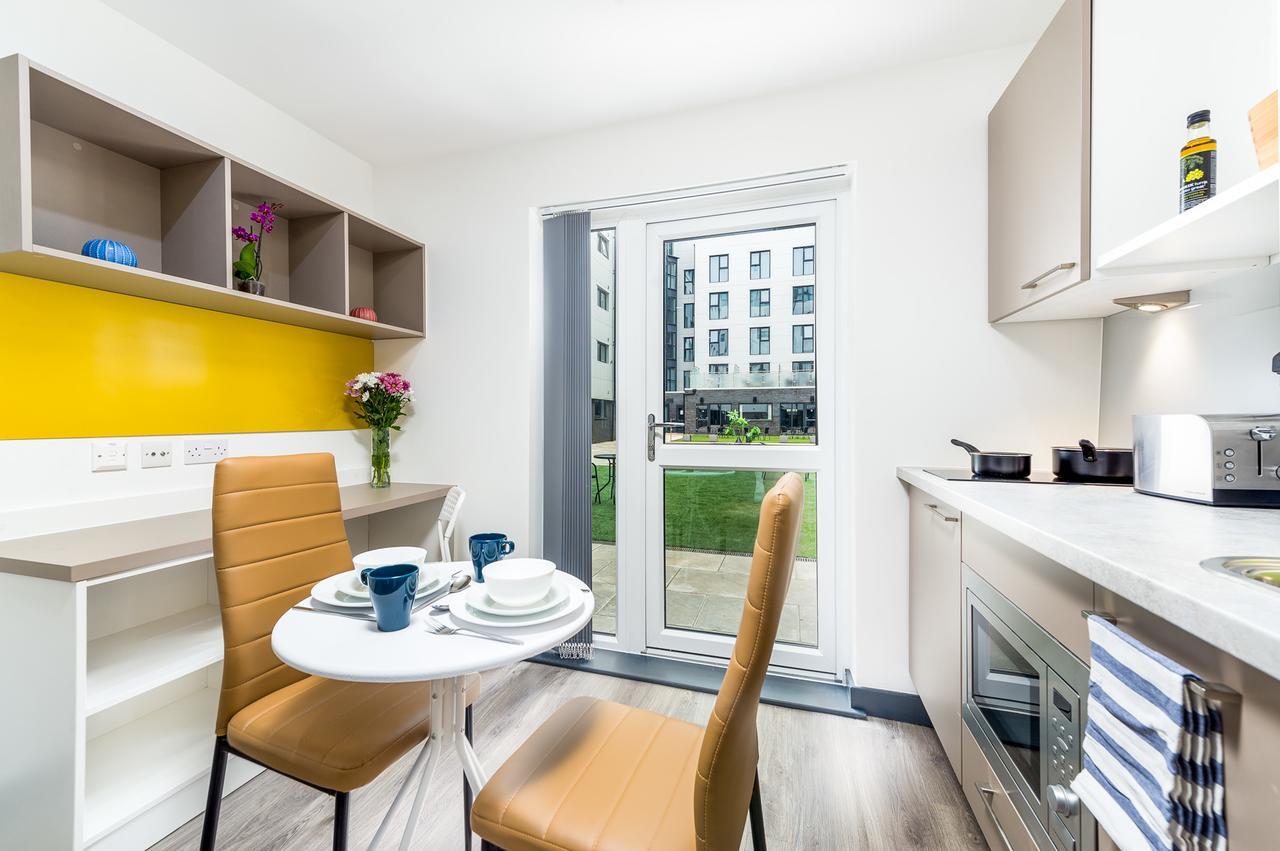 New Street Serviced Apartments Лутон Экстерьер фото