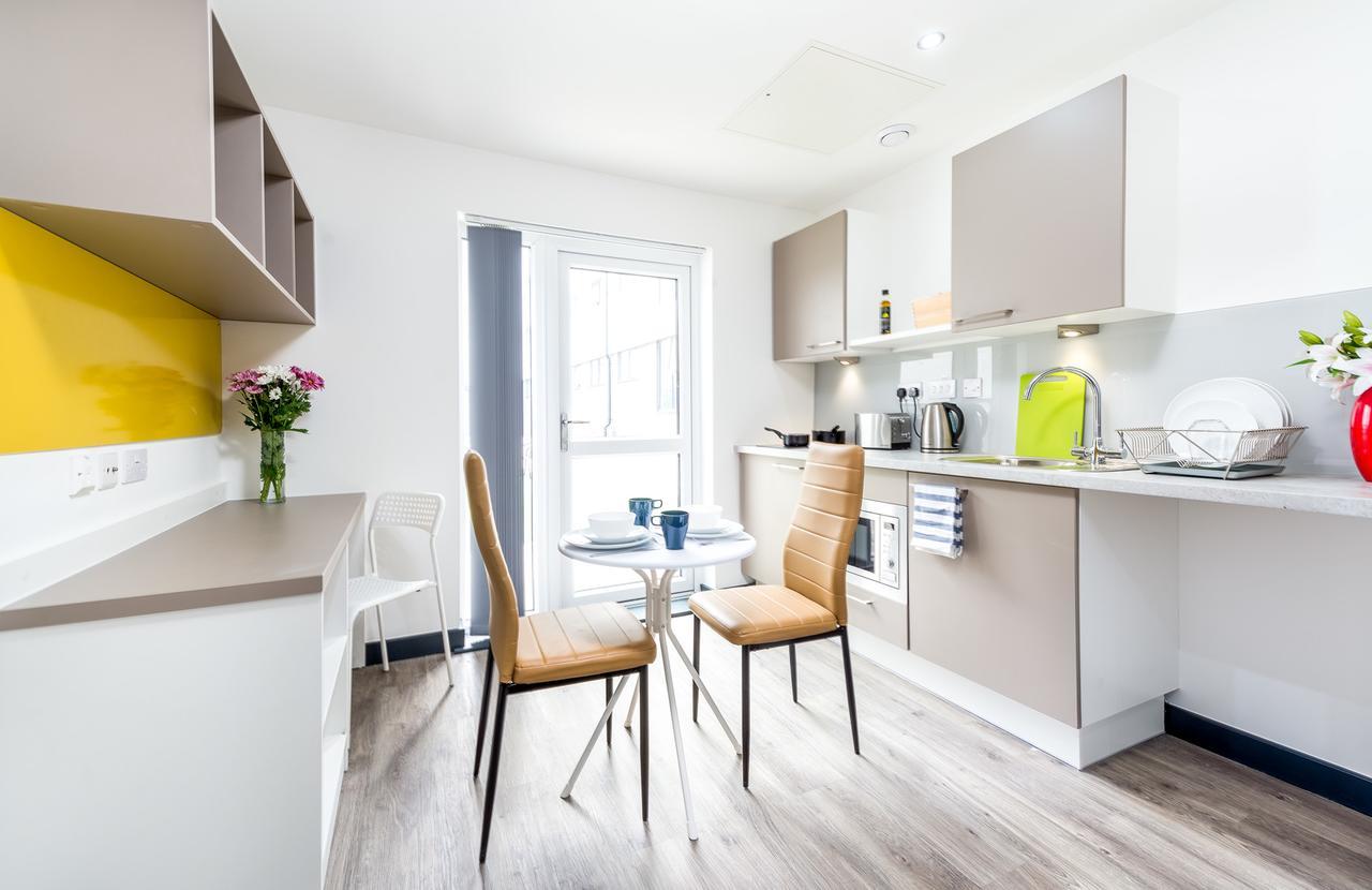 New Street Serviced Apartments Лутон Экстерьер фото